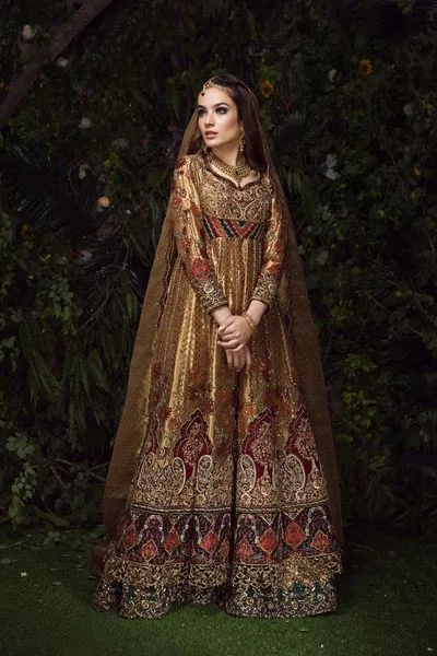 Pakistani Embellished Lehenga Designs for Bridal #BN1086