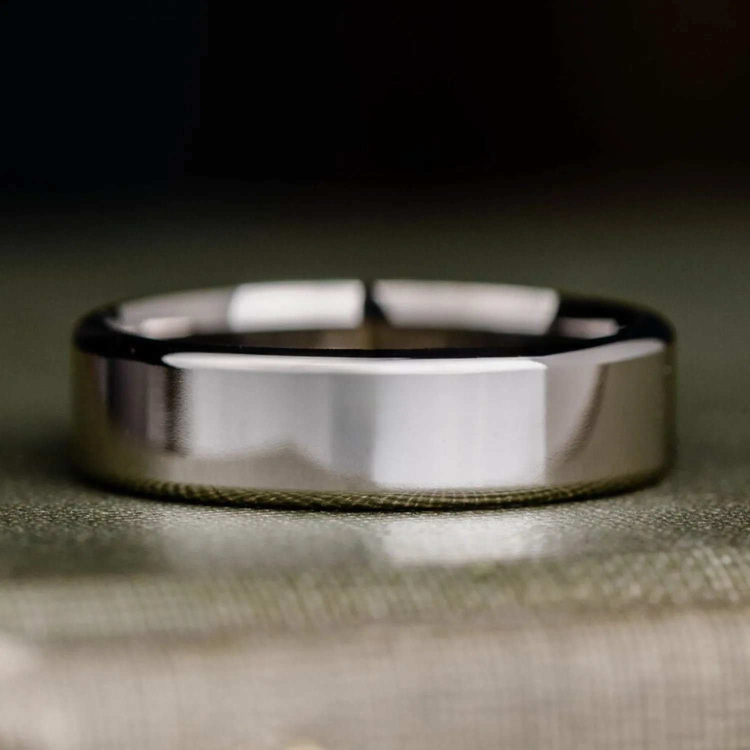 The Architect | 5mm & 6mm Men's Classic White Gold Wedding Band